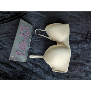 NWOT Maidenform Nude Wireless Convertible Bra 38D